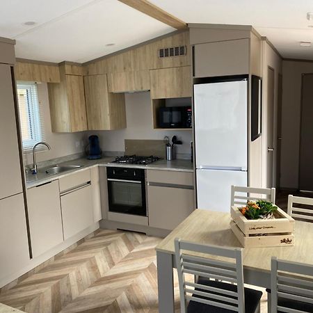 4 Persoons Chalet Hz 21 Лауверсог Екстериор снимка
